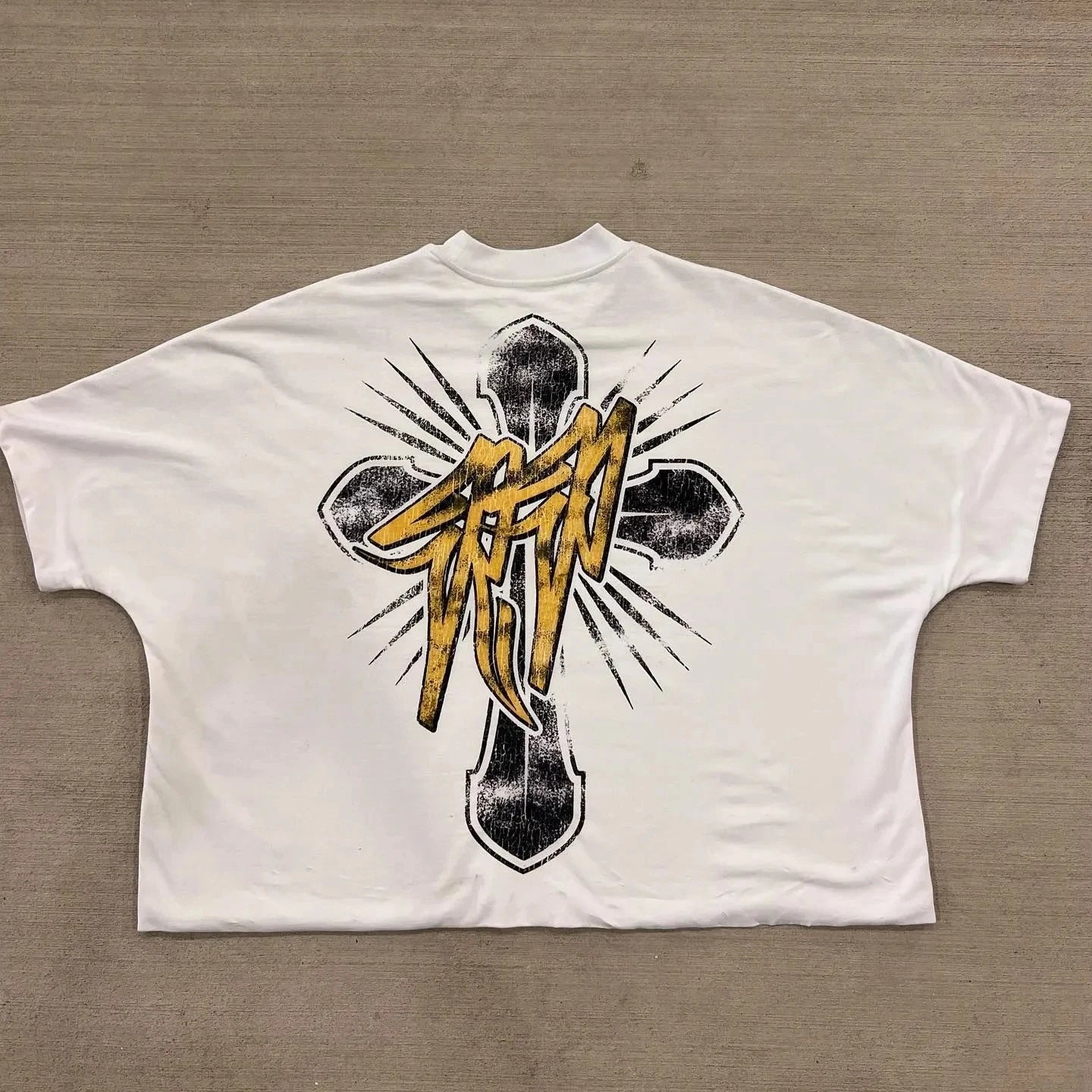 Y2K Super Oversized T-Shirt – Faith & Streetwear Cross Graphic Tee for Men